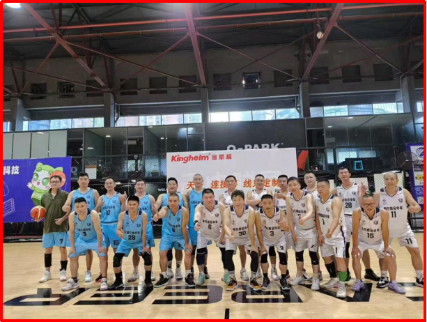 e712d52f-85a4-414e-becf-53f1a62b2ae7